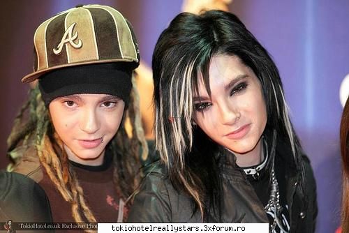 bill und tom.. ii stiti ff bn ;) 17 ani... o lume fara sens....
